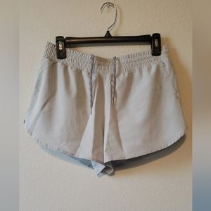 Columbia Light blue-gray colored exercise shorts, Size M